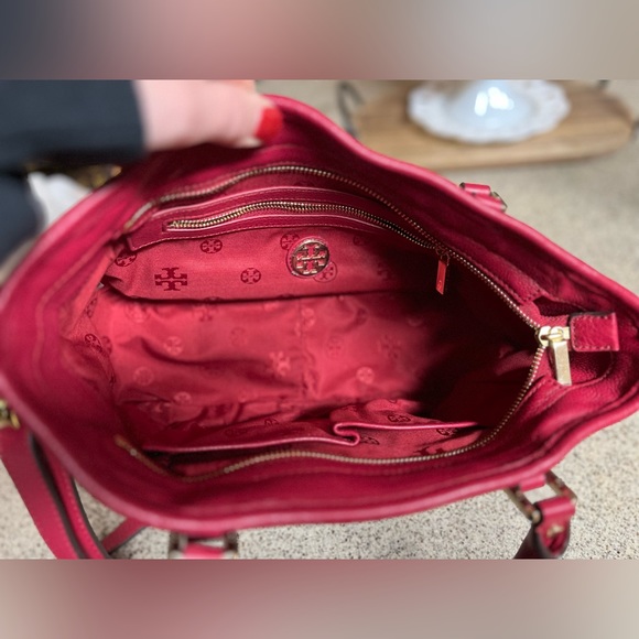 Tory Burch Amanda Satchel Crossbody in Red - Picture 5 of 5